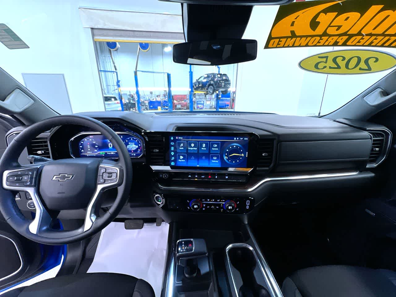 2025 Chevrolet Silverado 1500 RST