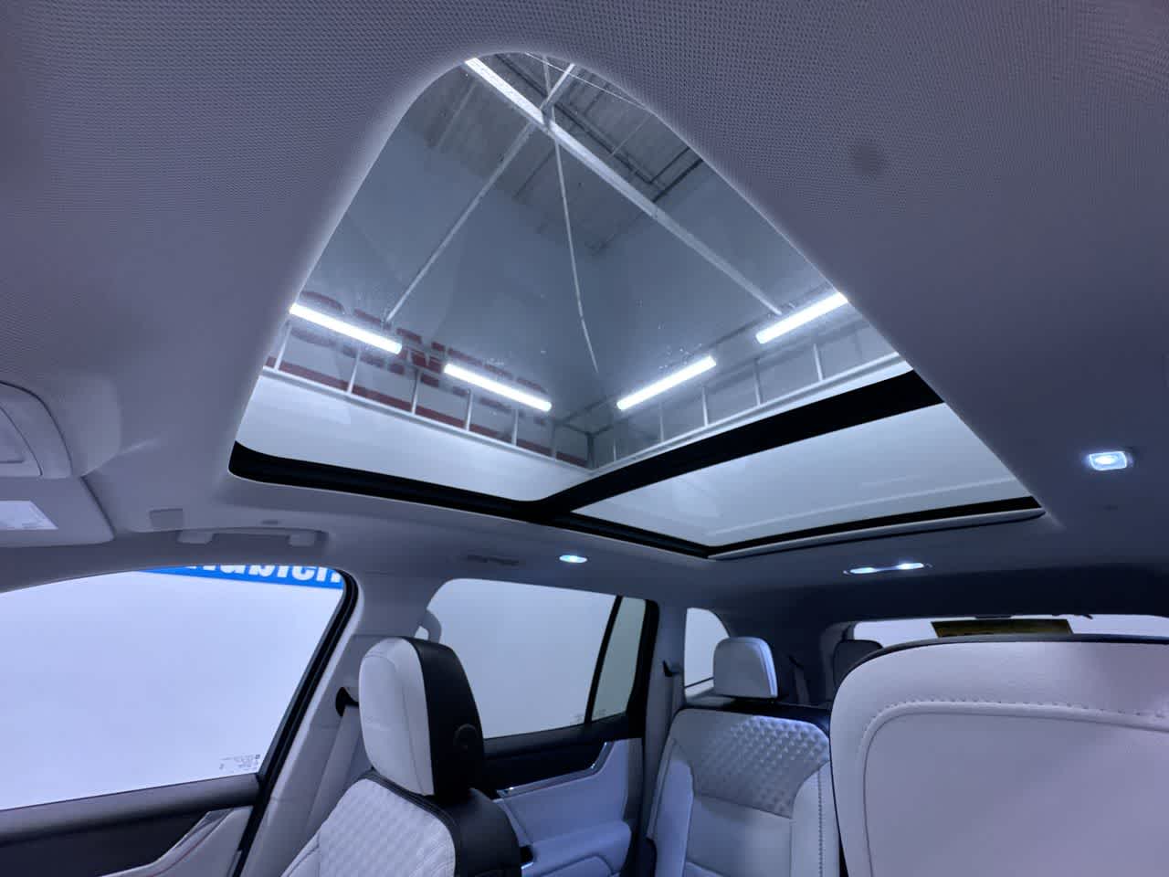 2024 GMC Acadia Denali