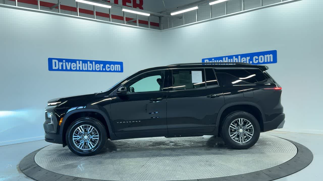 2024 Chevrolet Traverse LT