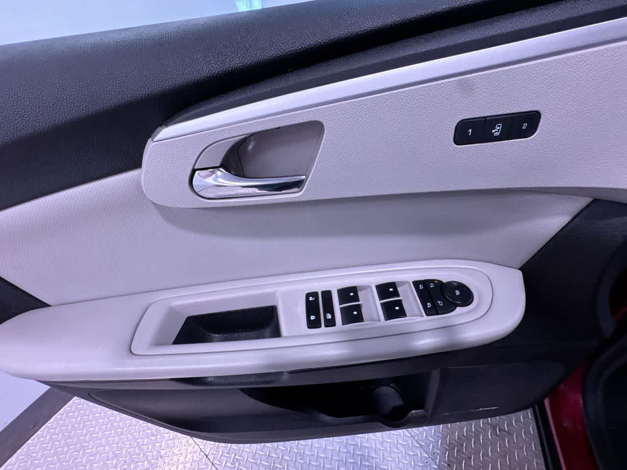 2012 Chevrolet Traverse LTZ