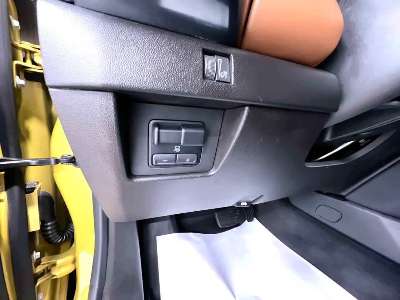 2023 GMC Canyon 4WD AT4