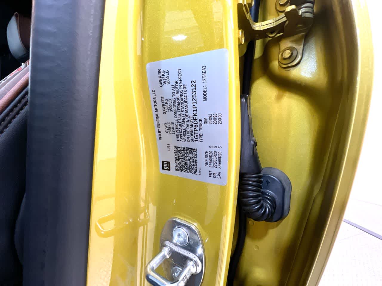 2023 GMC Canyon 4WD AT4