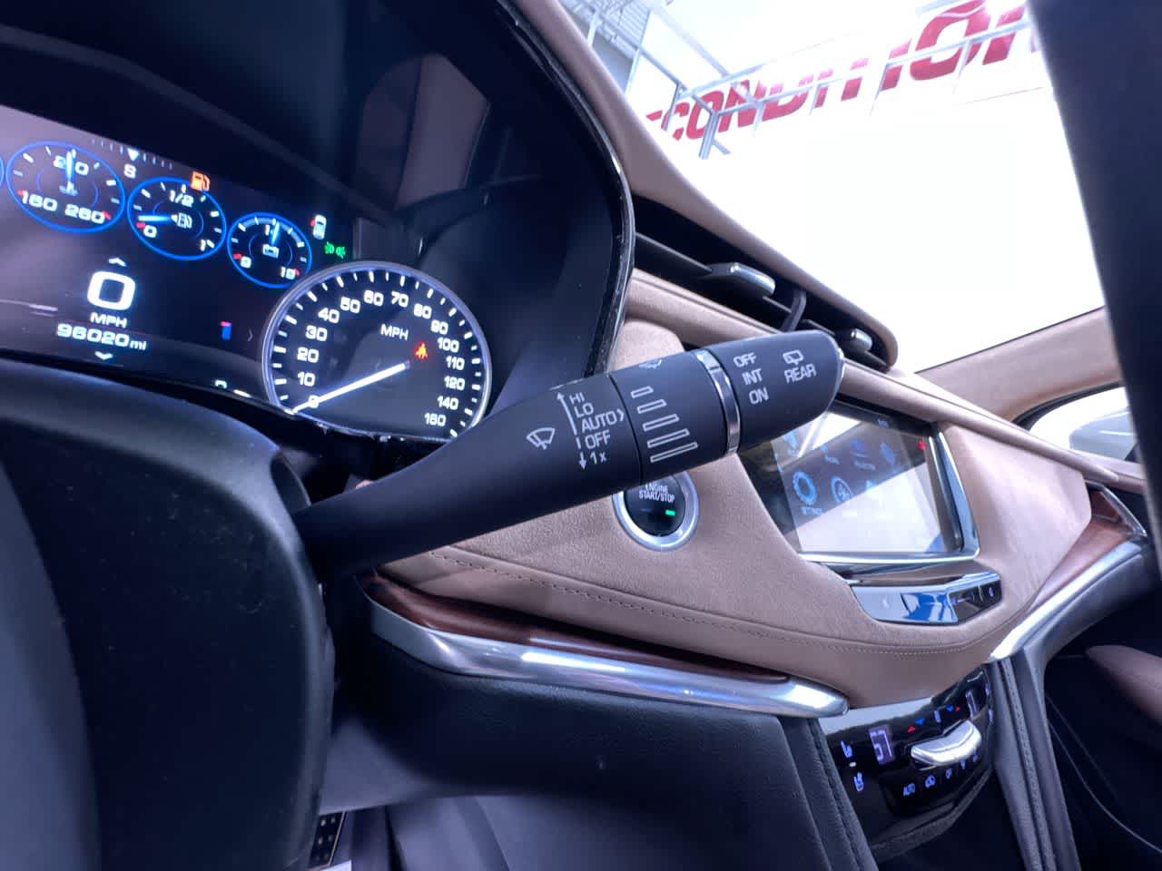 2017 Cadillac XT5 Platinum AWD