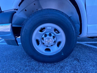 2026 Chevrolet Express Cutaway 3500 1WT