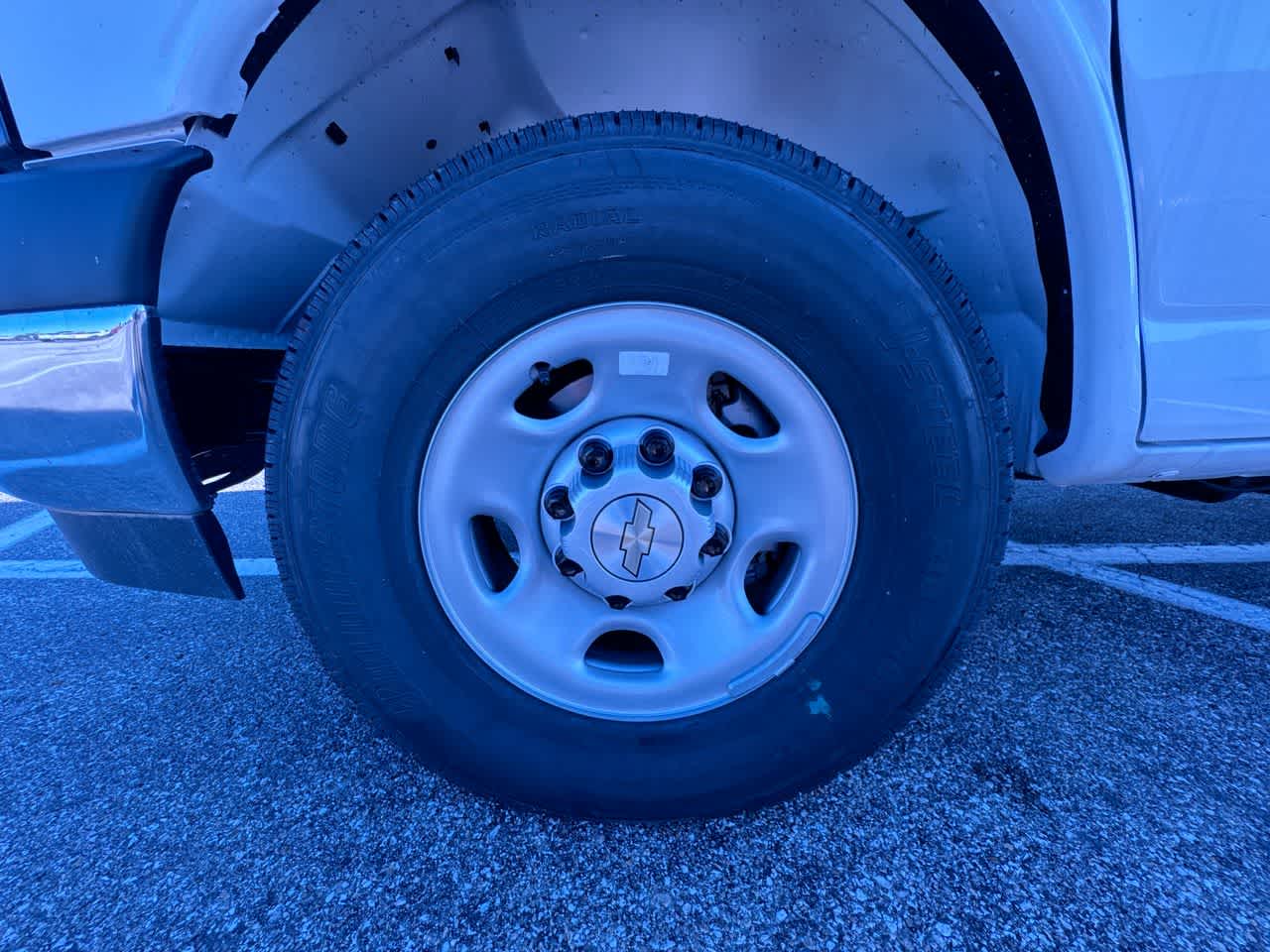 2026 Chevrolet Express Cutaway 3500 1WT
