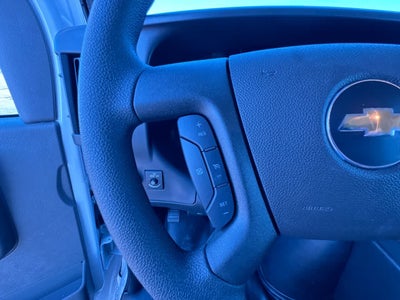 2026 Chevrolet Express Cutaway 3500 1WT