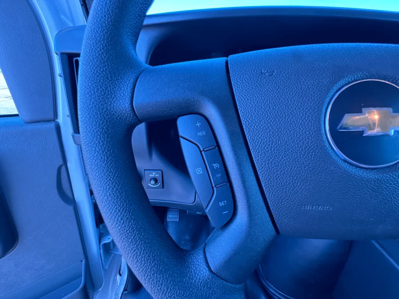 2026 Chevrolet Express Cutaway 3500 1WT