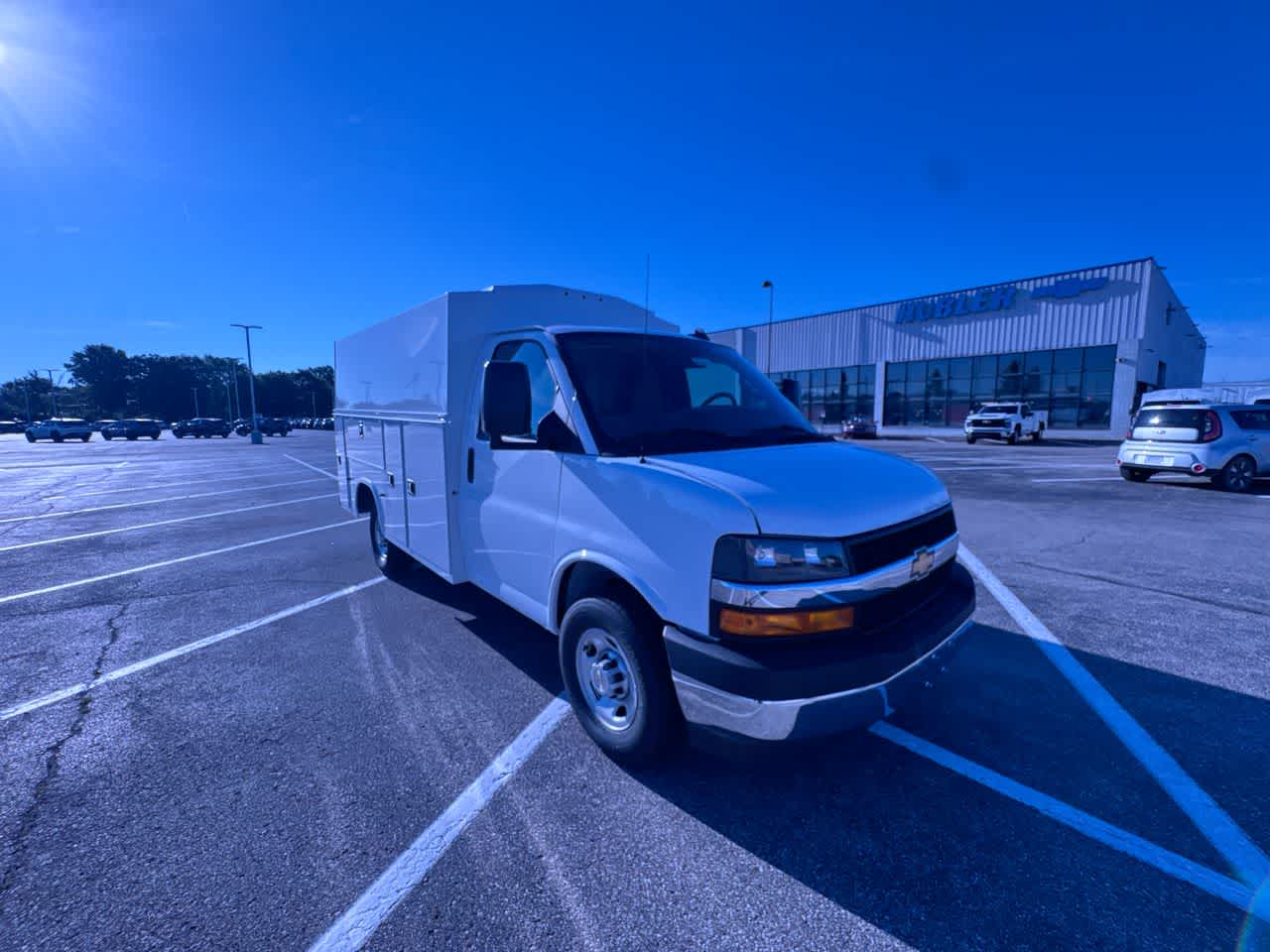 2026 Chevrolet Express Cutaway 3500 1WT