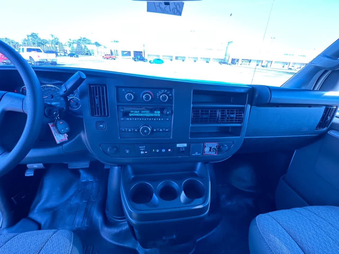 2026 Chevrolet Express Cutaway 3500 1WT