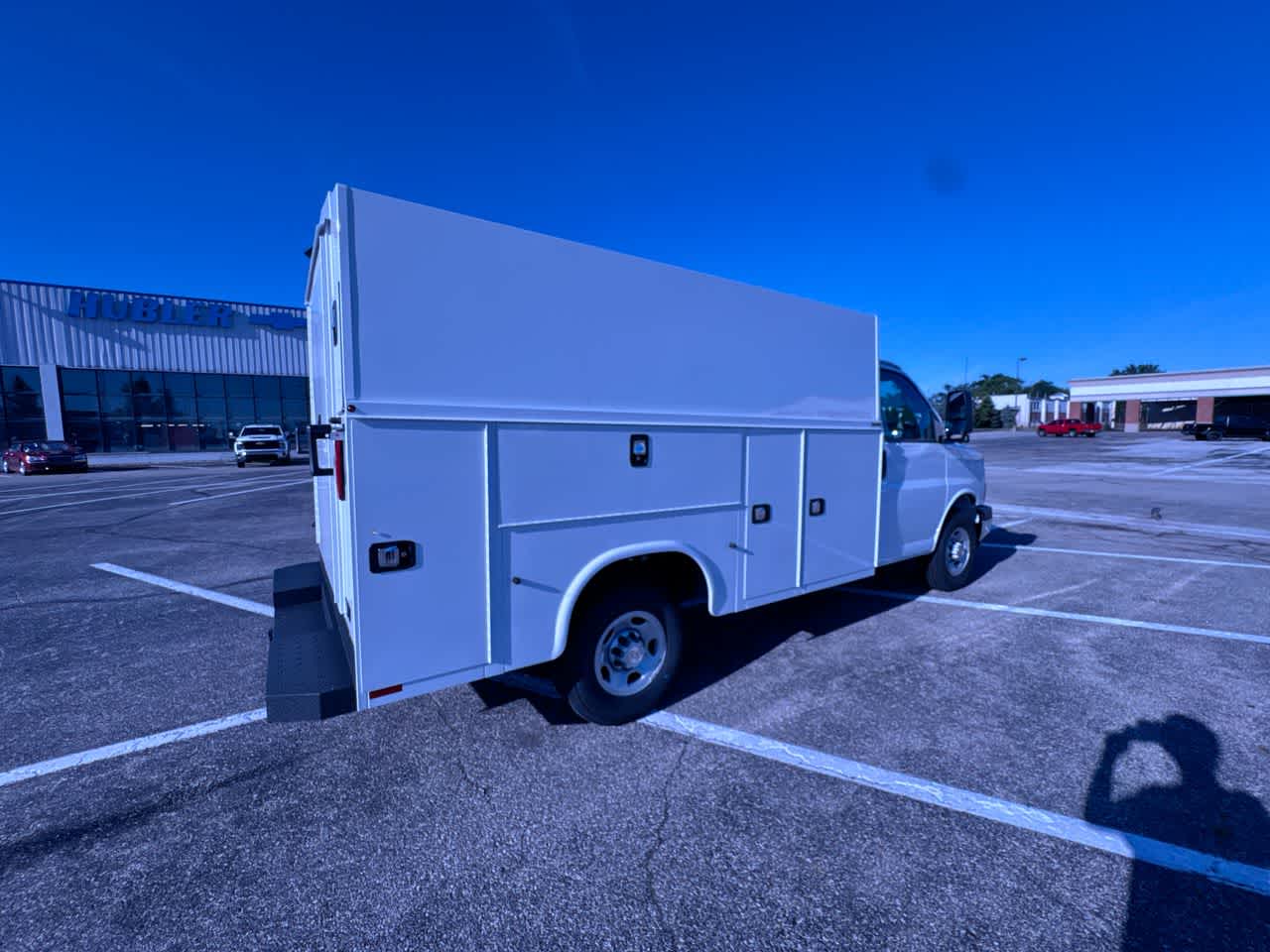 2026 Chevrolet Express Cutaway 3500 1WT