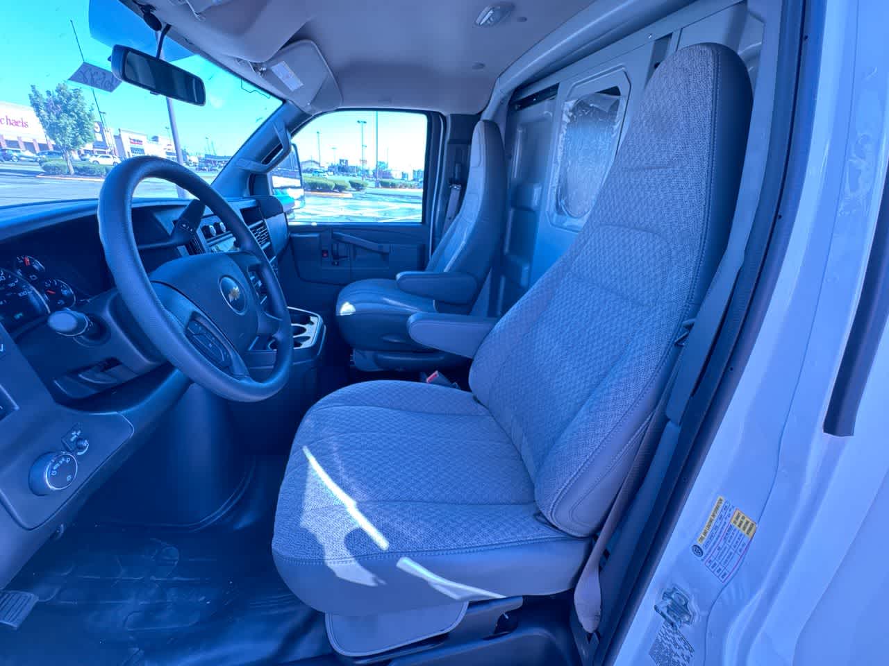2026 Chevrolet Express Cutaway 3500 1WT