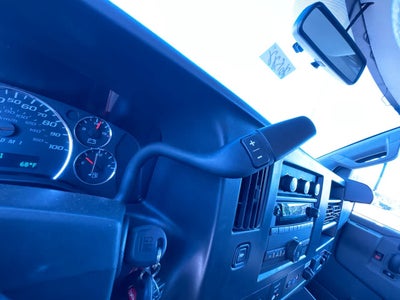 2026 Chevrolet Express Cutaway 3500 1WT