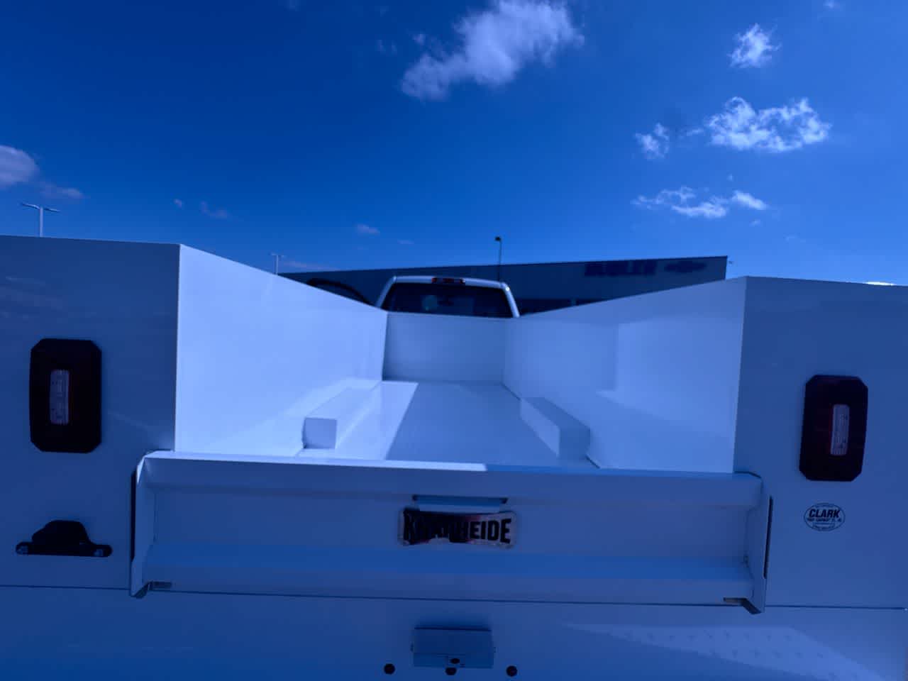 2025 Chevrolet Silverado 5500 HD Work Truck