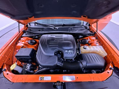 2014 Dodge Challenger SXT Plus