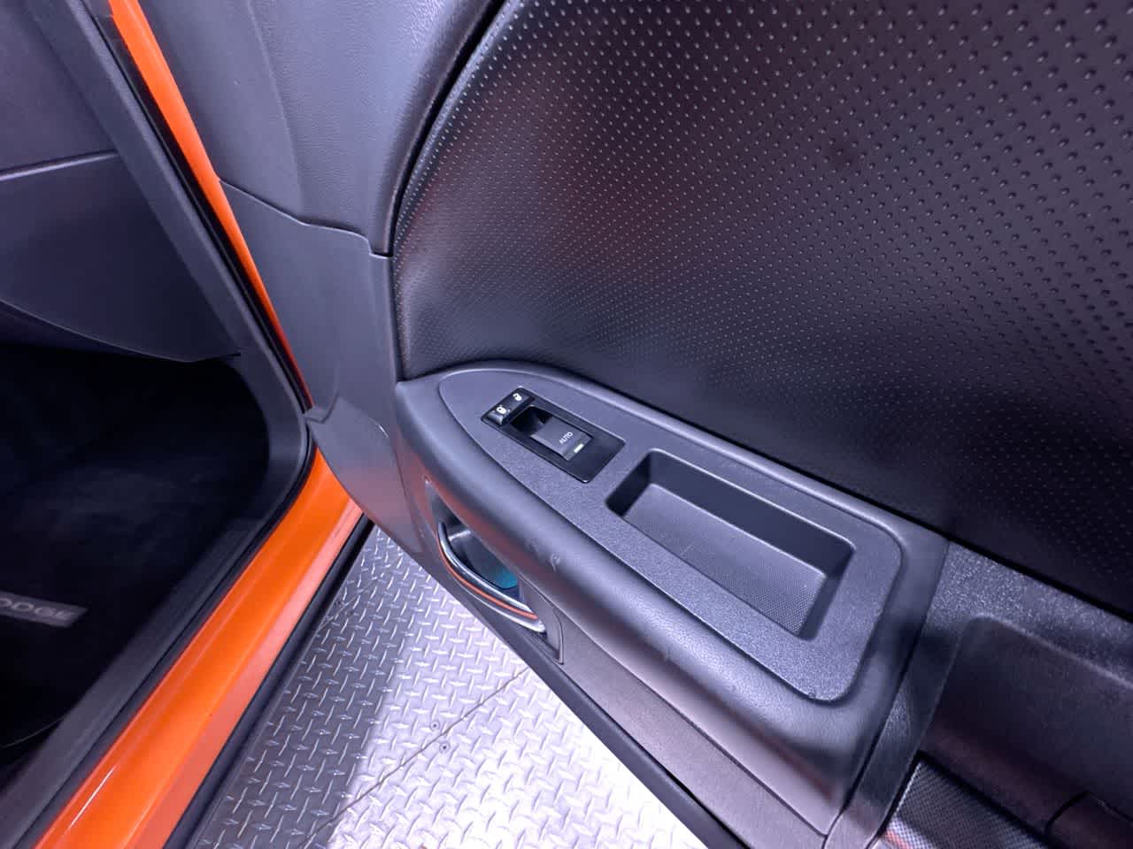 2014 Dodge Challenger SXT Plus