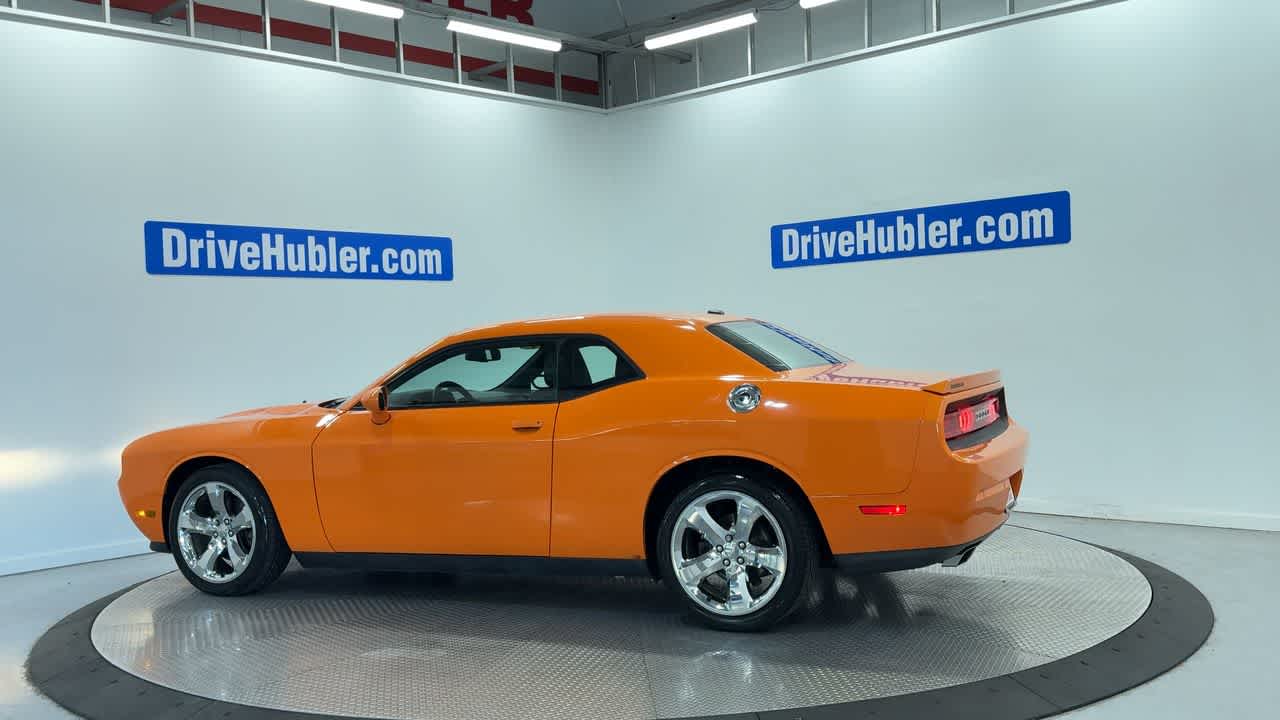 2014 Dodge Challenger SXT Plus