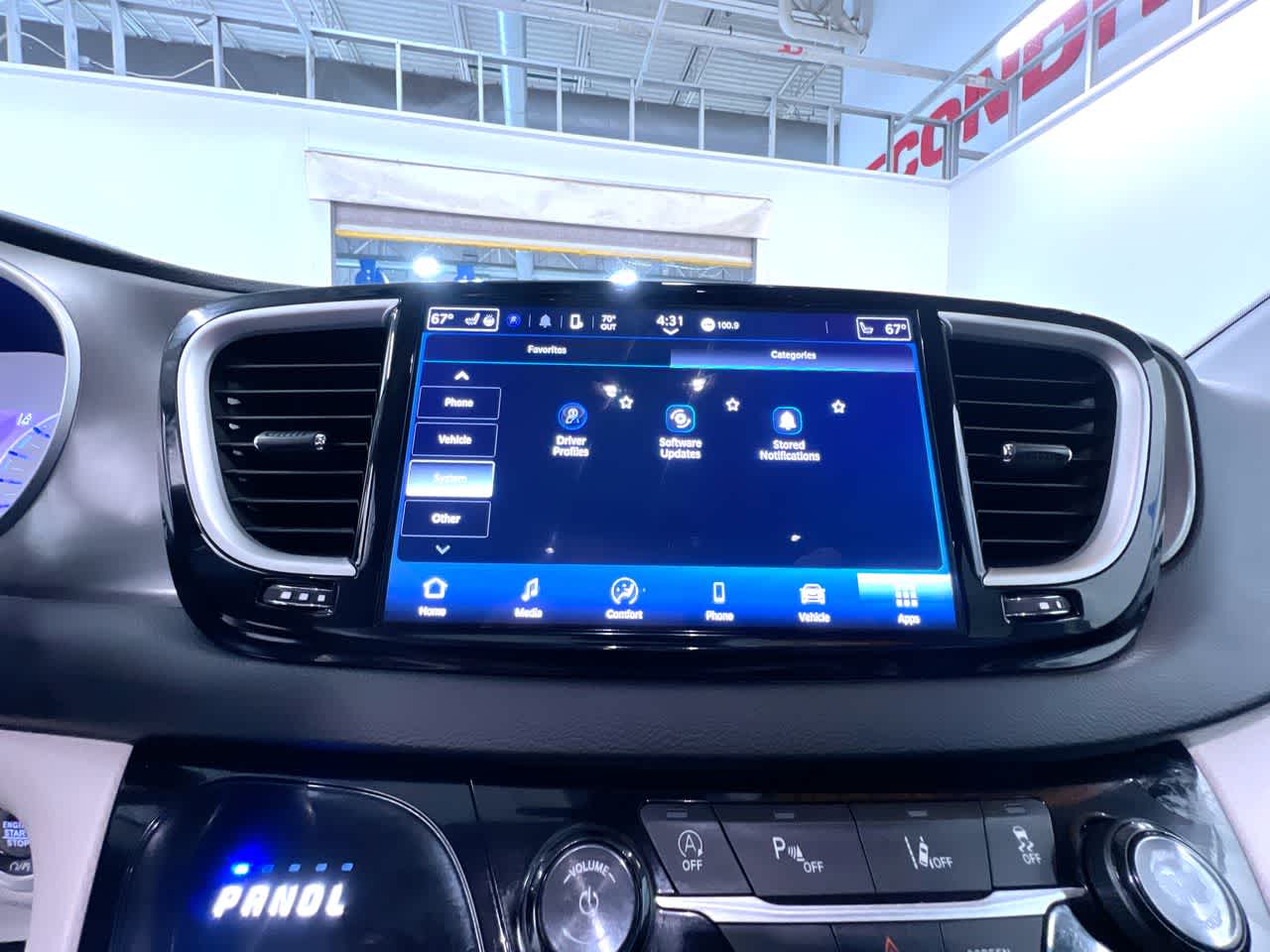 2024 Chrysler Pacifica Touring L