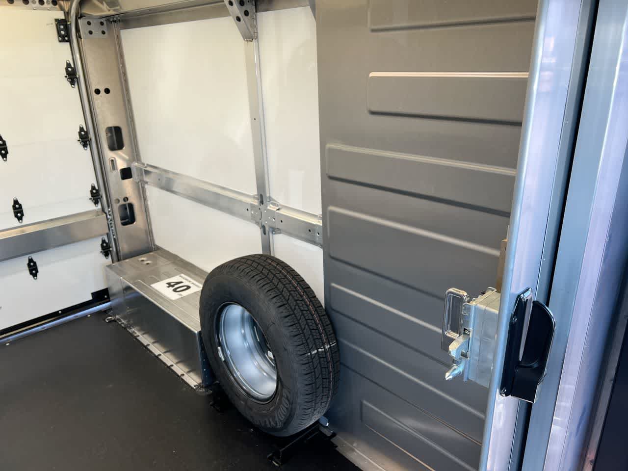 2025 Chevrolet BrightDrop 400 FWD 400