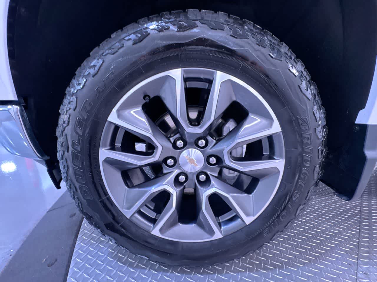 2024 Chevrolet Silverado 1500 LT (2FL)