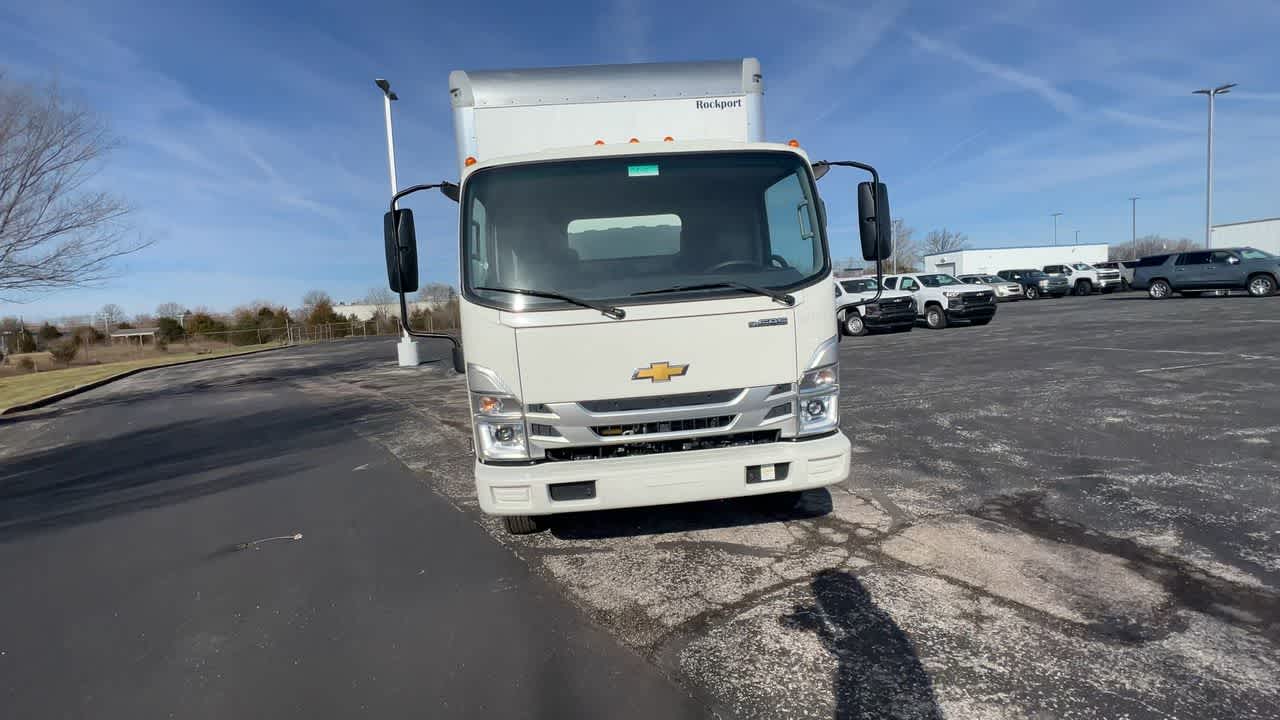 2024 Chevrolet Low Cab Forward 4500 Base
