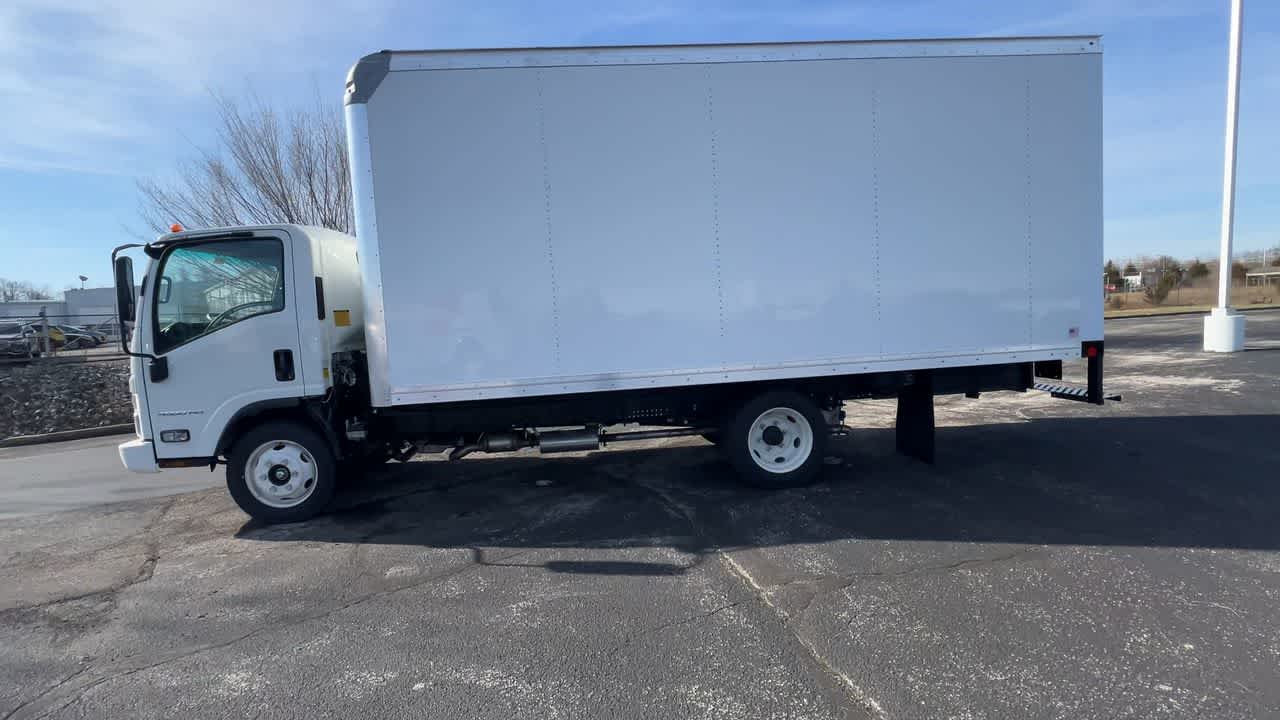 2024 Chevrolet Low Cab Forward 4500 Base