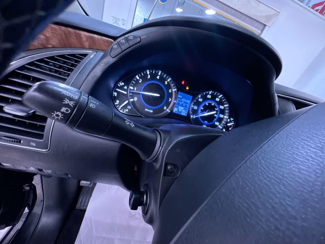 2019 INFINITI QX80 LUXE