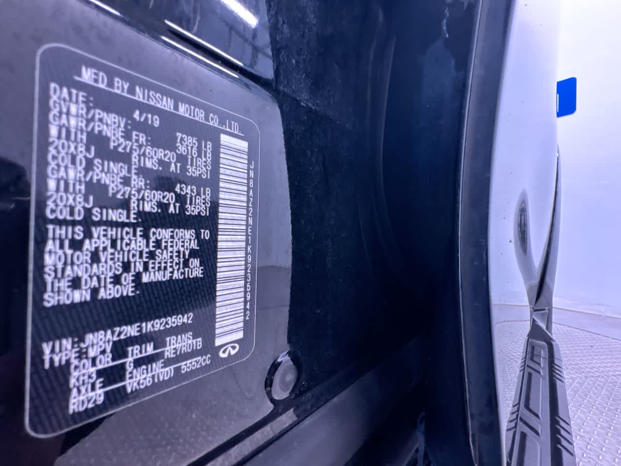 2019 INFINITI QX80 LUXE