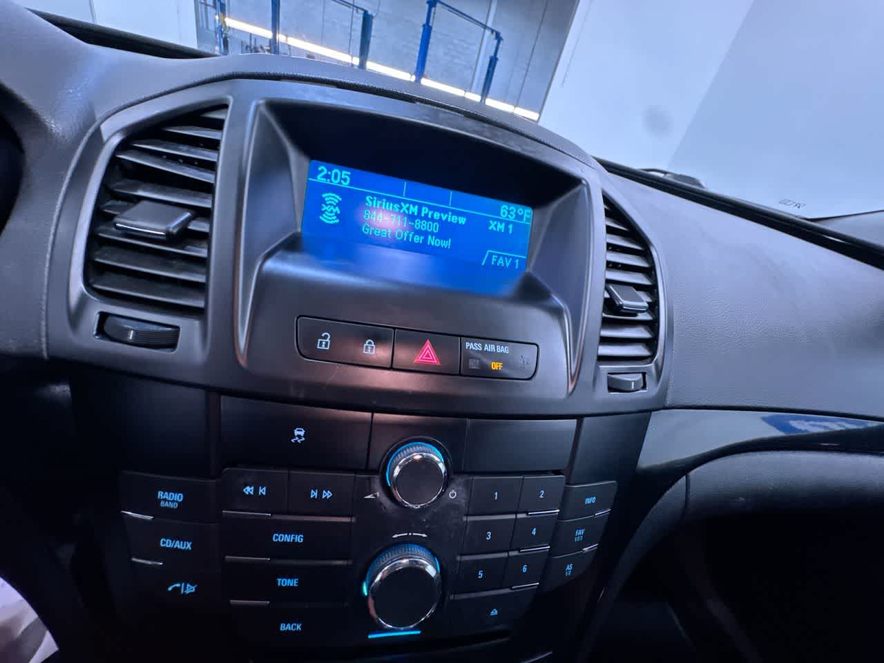 2011 Buick Regal CXL RL1