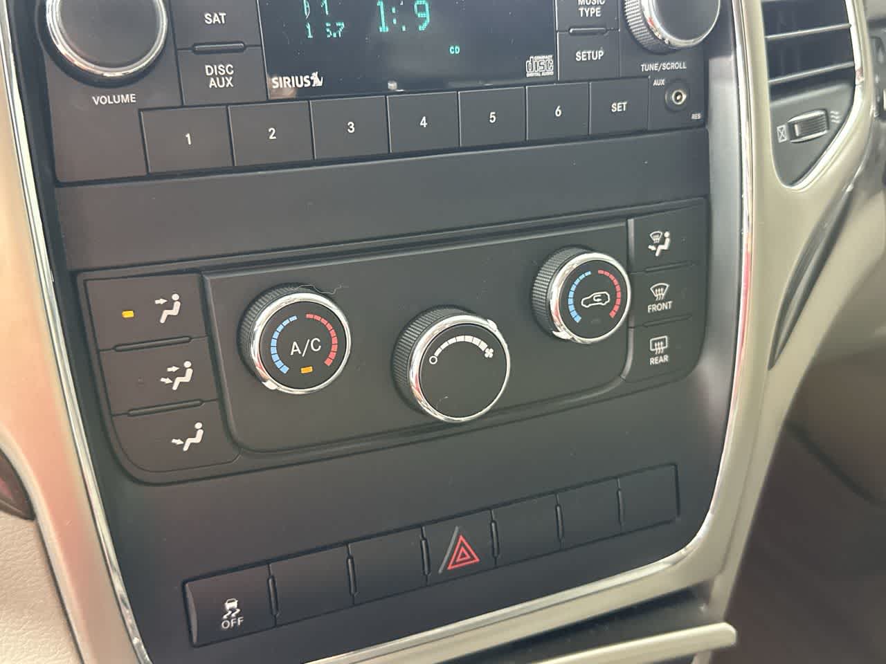 2012 Jeep Grand Cherokee Laredo