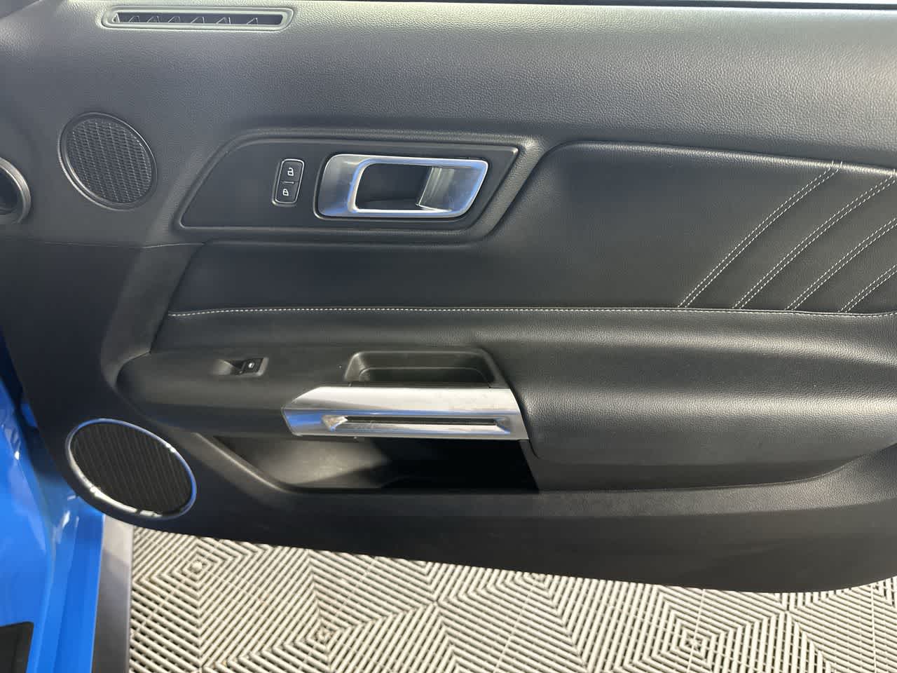 2022 Ford Mustang EcoBoost