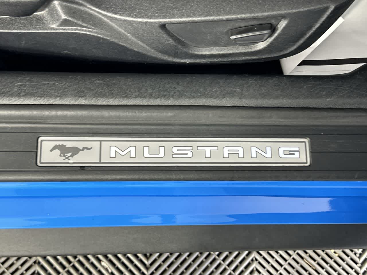 2022 Ford Mustang EcoBoost