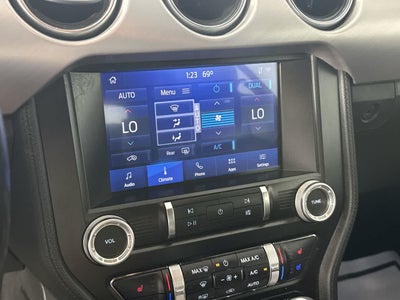 2022 Ford Mustang EcoBoost