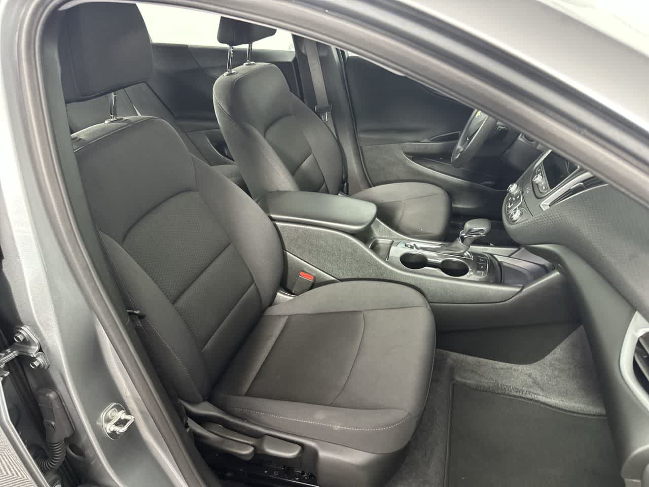 2024 Chevrolet Malibu LS