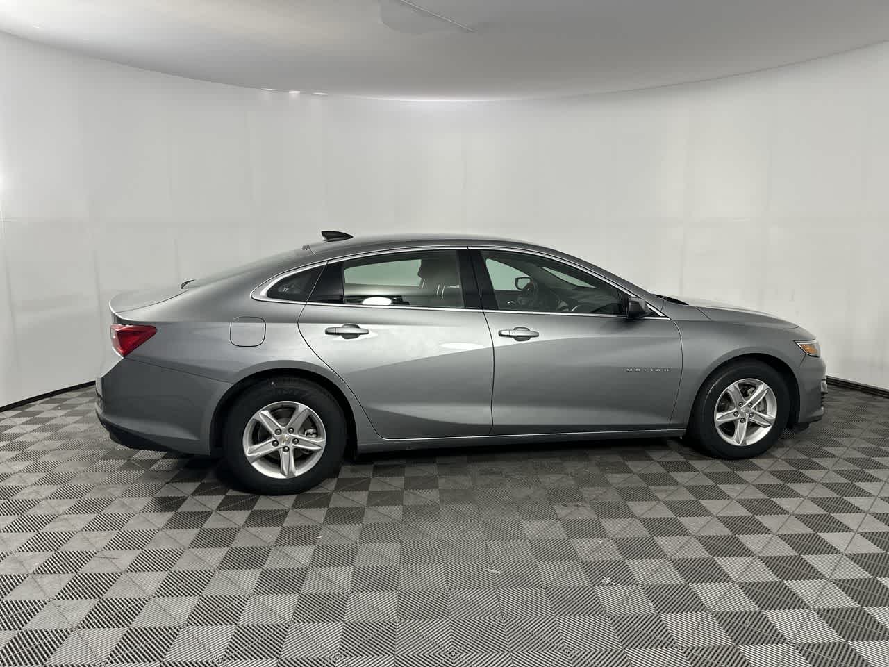 2024 Chevrolet Malibu LS