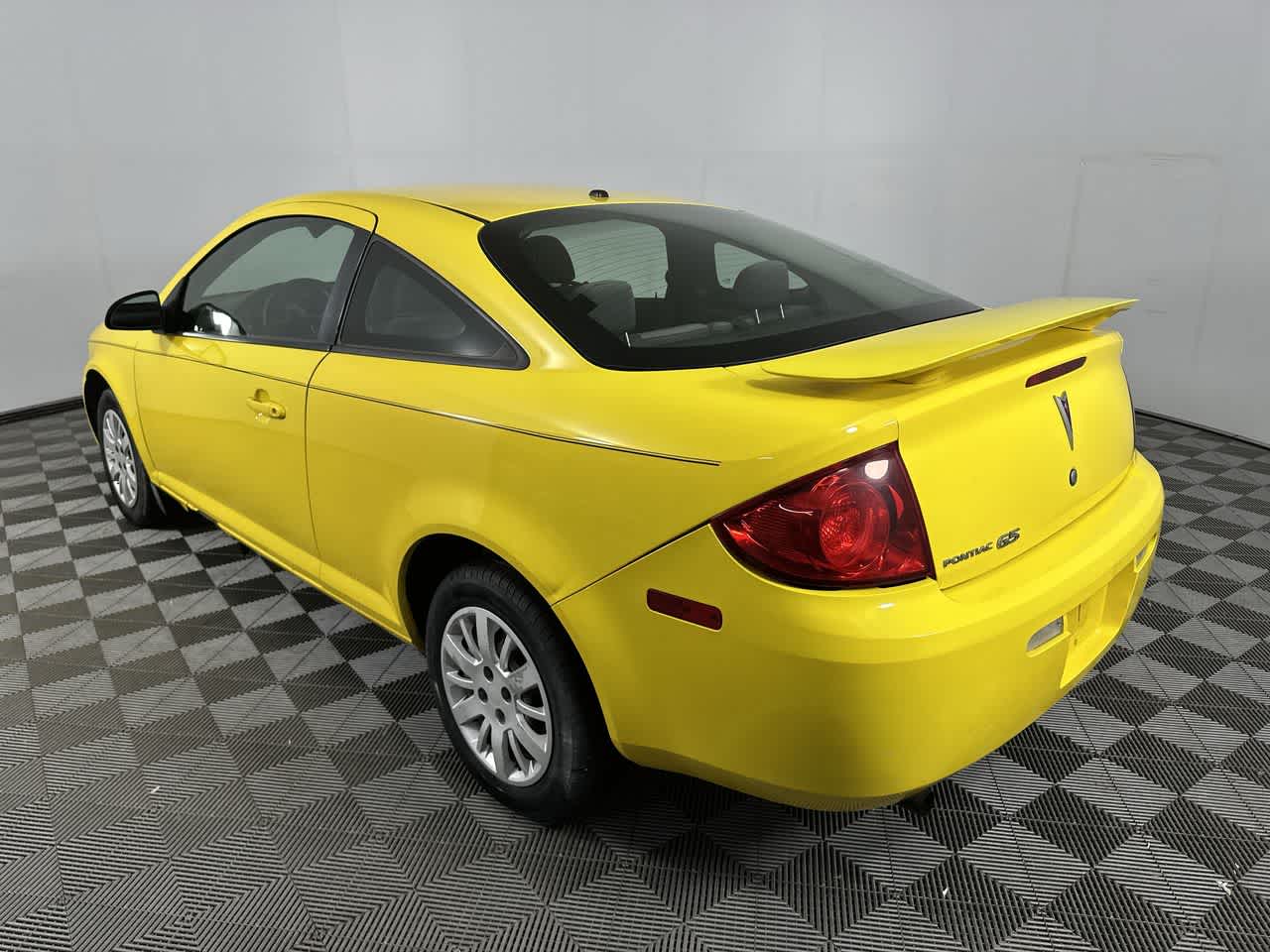 2009 Pontiac G5 Base