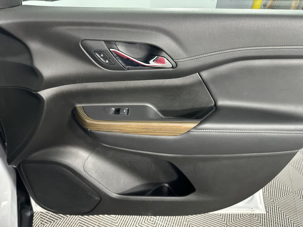 2022 GMC Acadia SLE