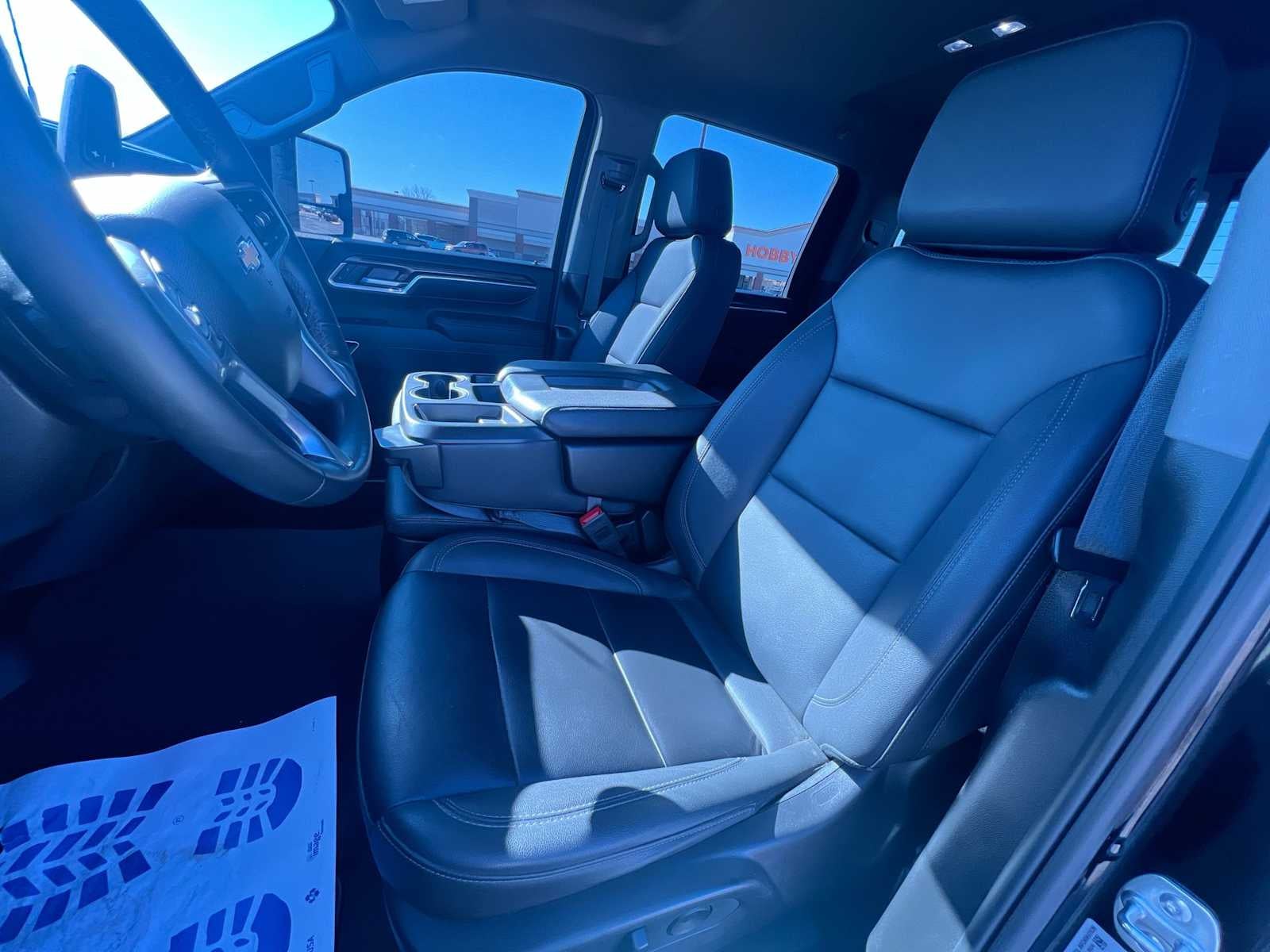 2025 Chevrolet Silverado 3500HD LT