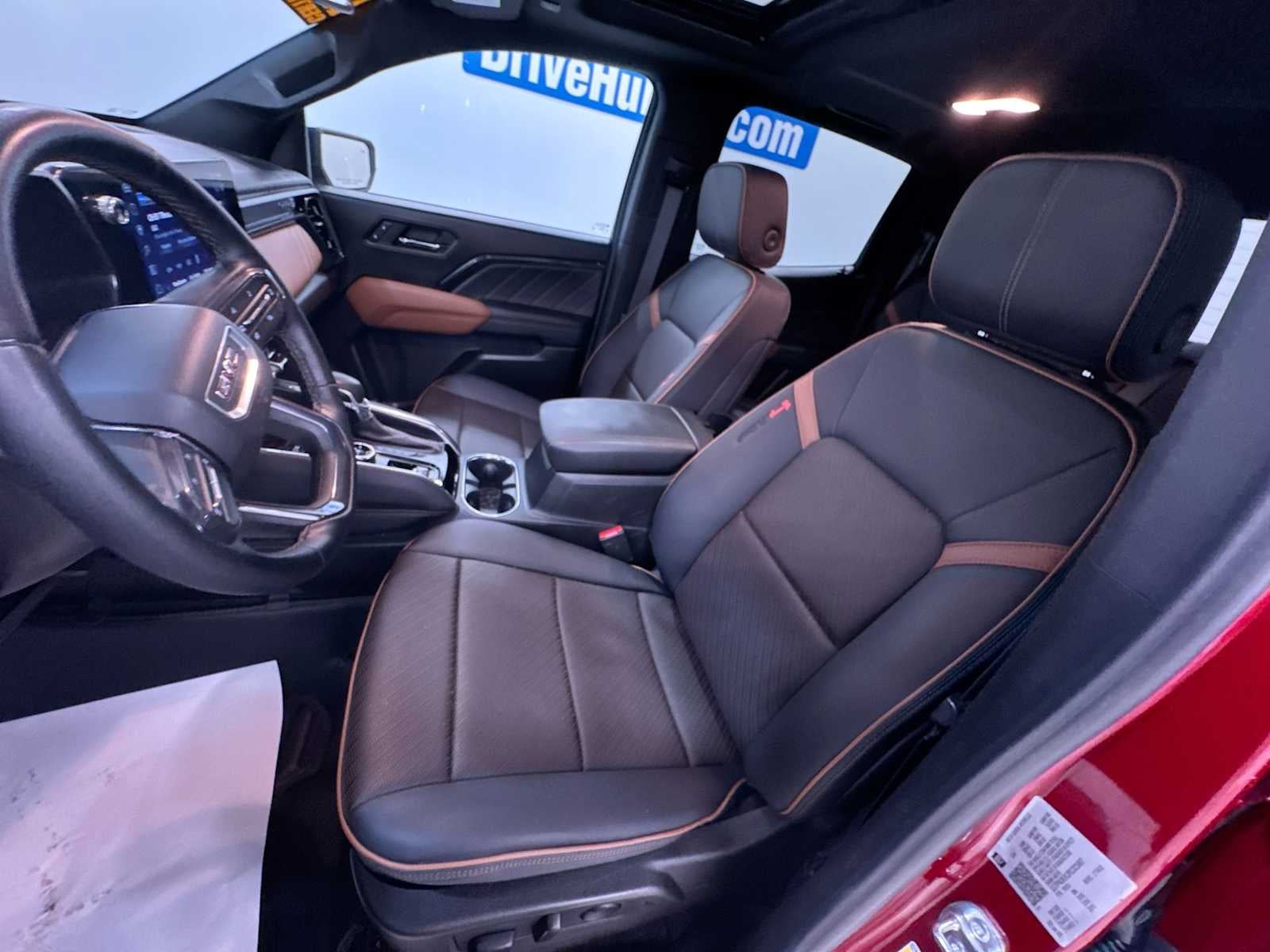 2024 GMC Canyon 4WD AT4