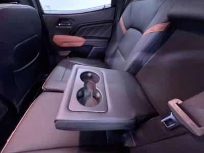 2024 GMC Canyon 4WD AT4