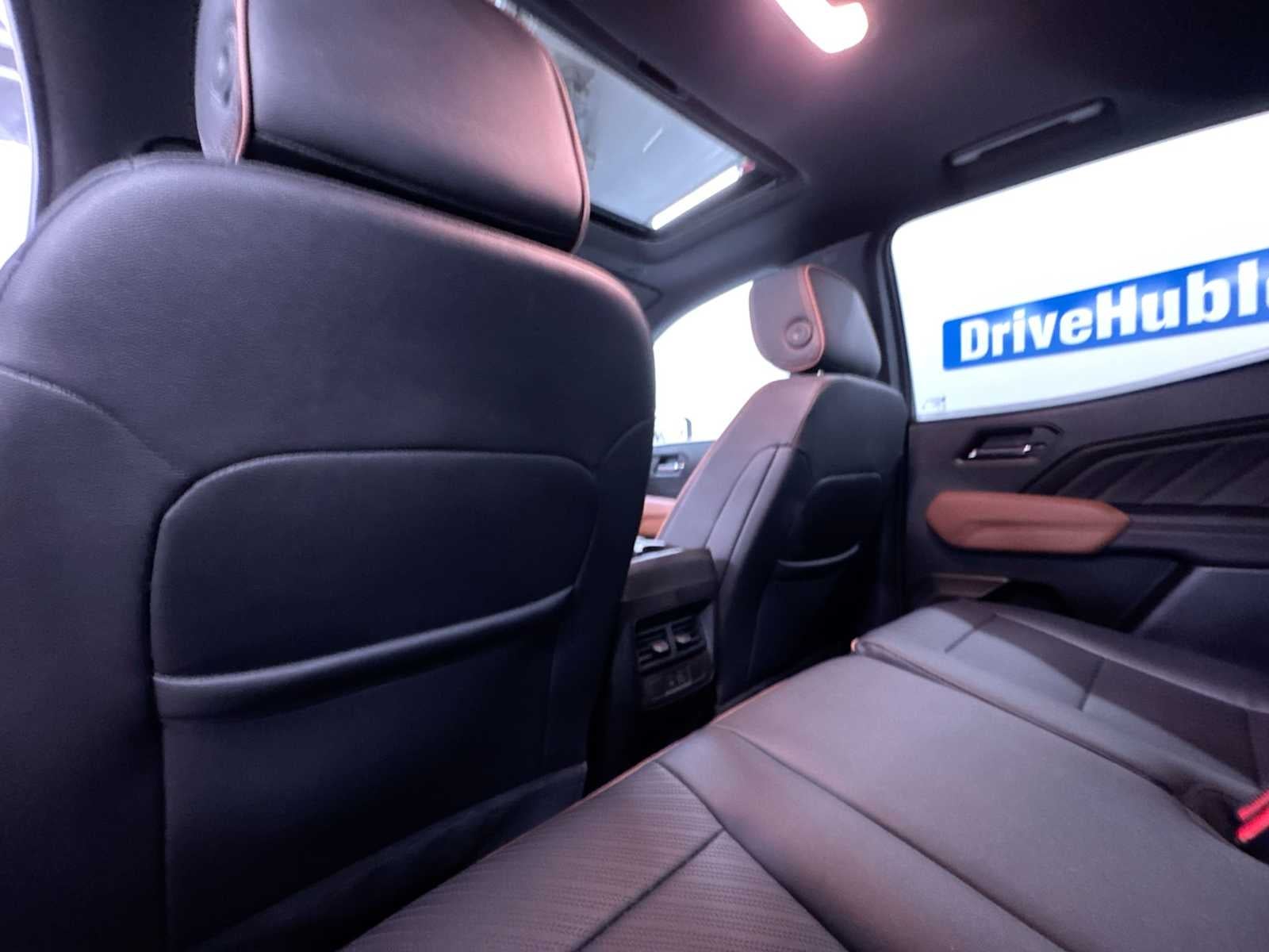 2024 GMC Canyon 4WD AT4