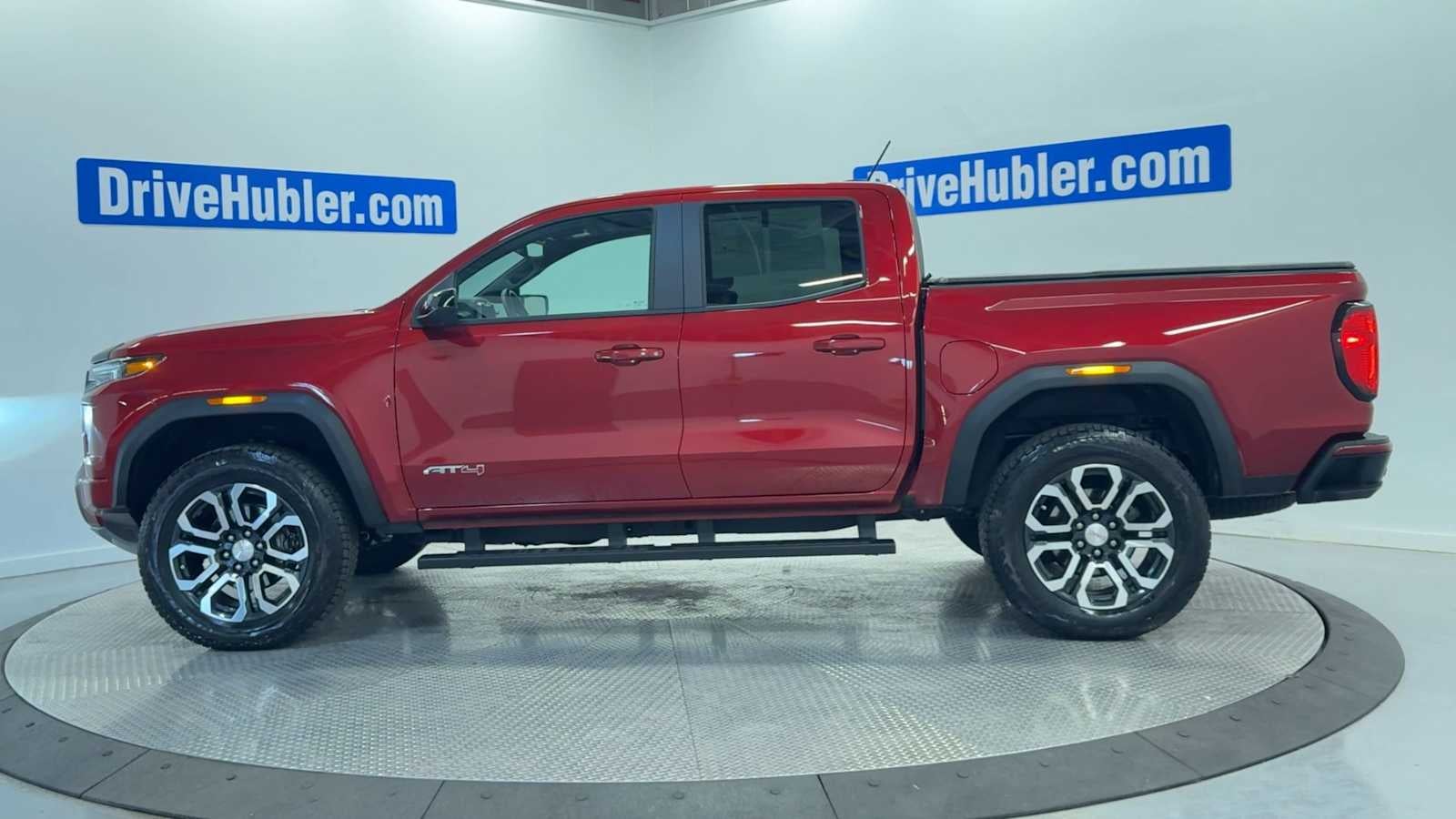 2024 GMC Canyon 4WD AT4