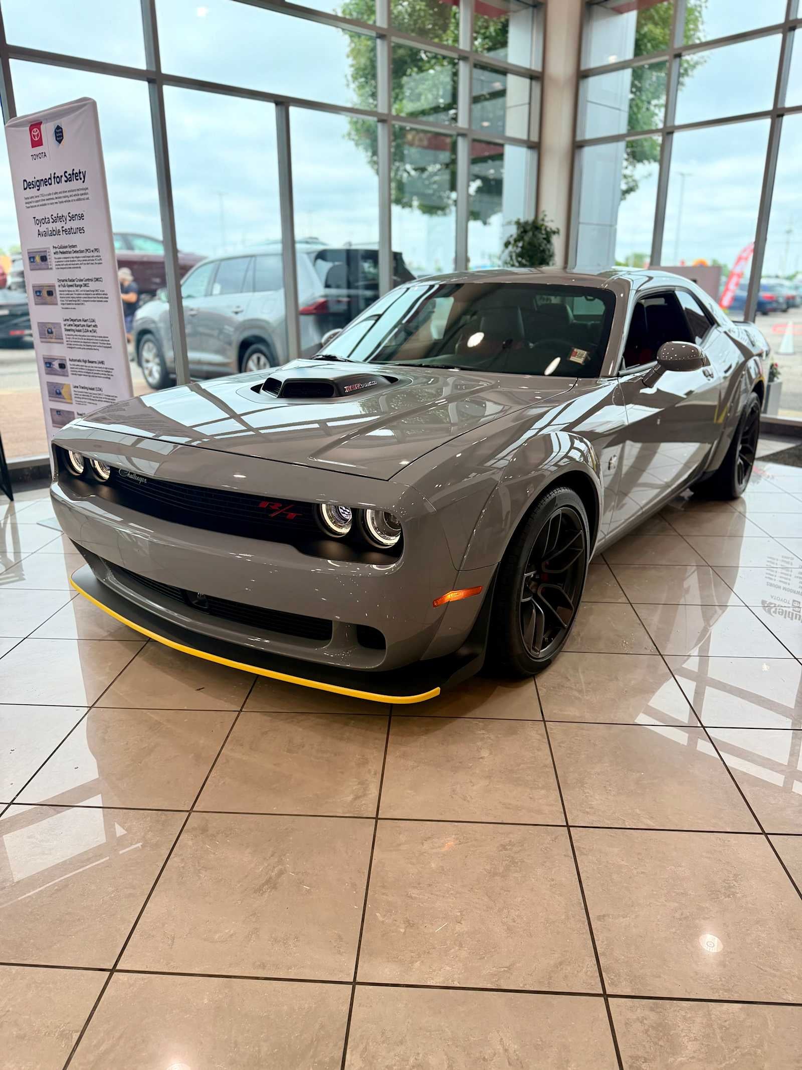 2022 Dodge Challenger R/T Scat Pack Widebody