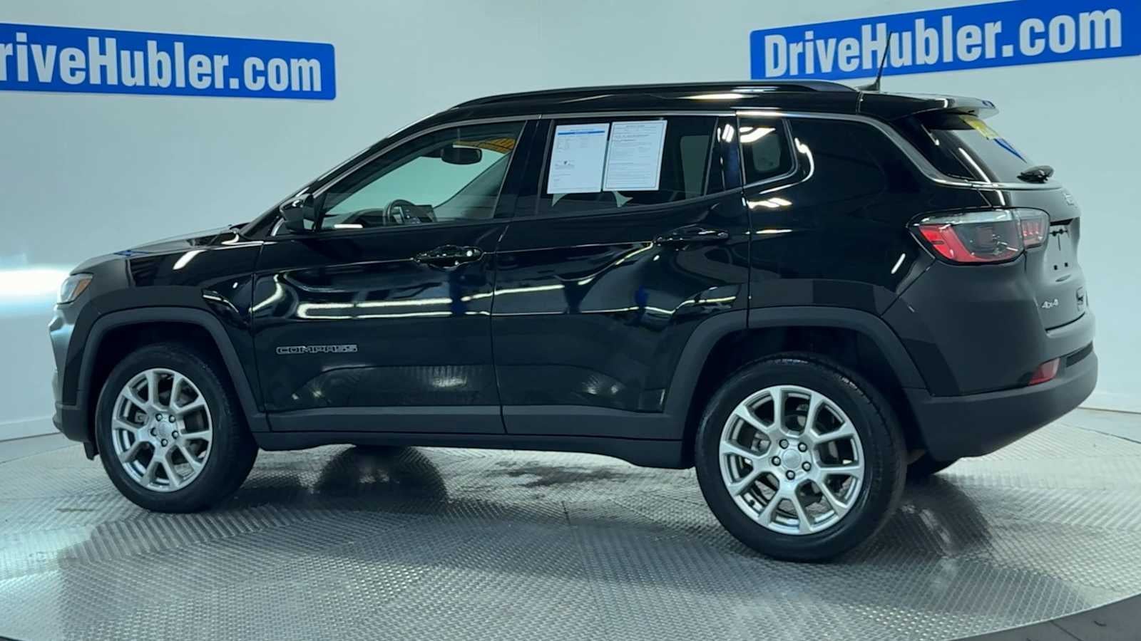 2022 Jeep Compass Latitude Lux