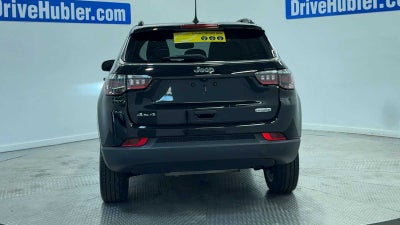 2022 Jeep Compass Latitude Lux