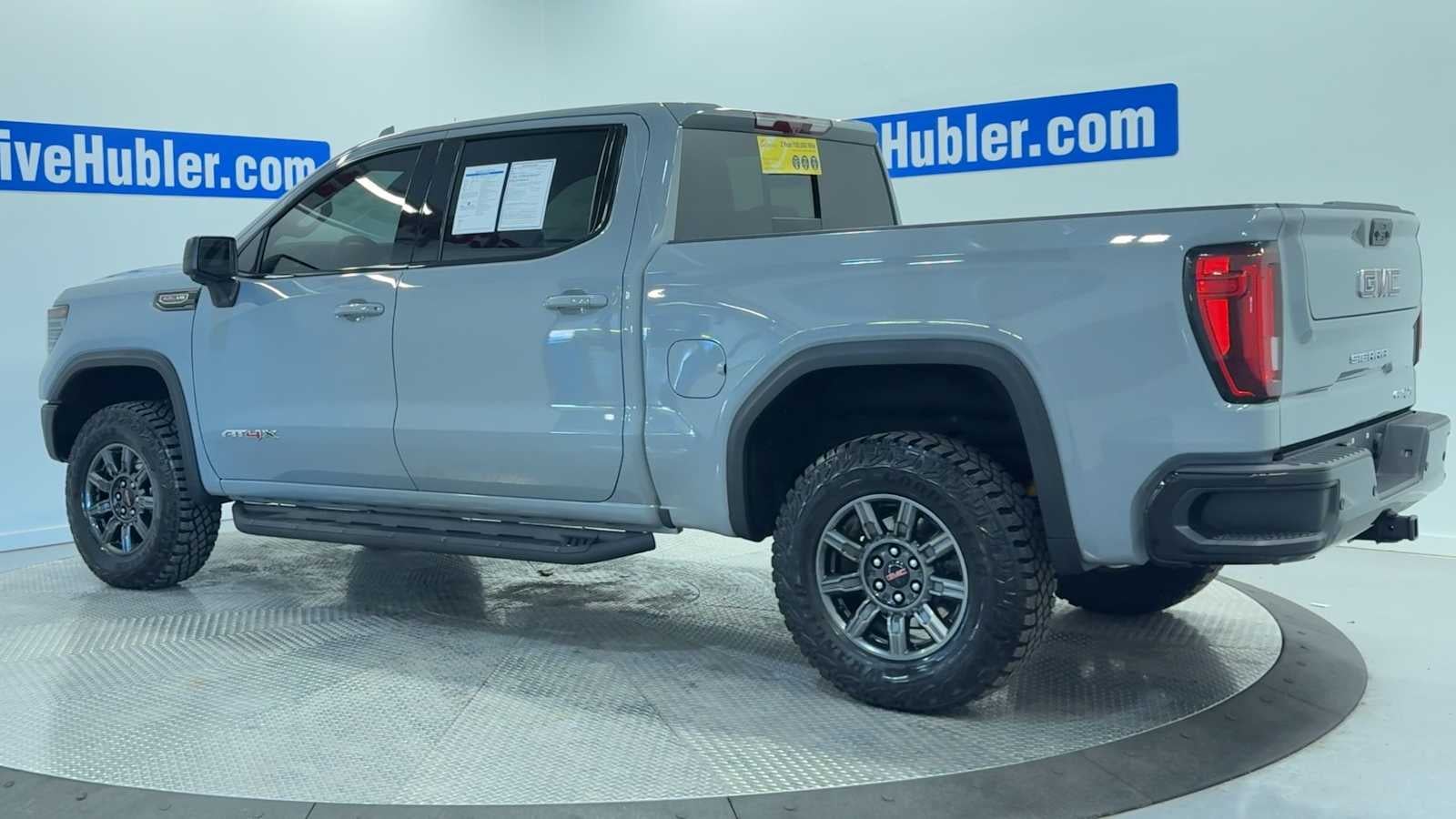 2024 GMC Sierra 1500 AT4X