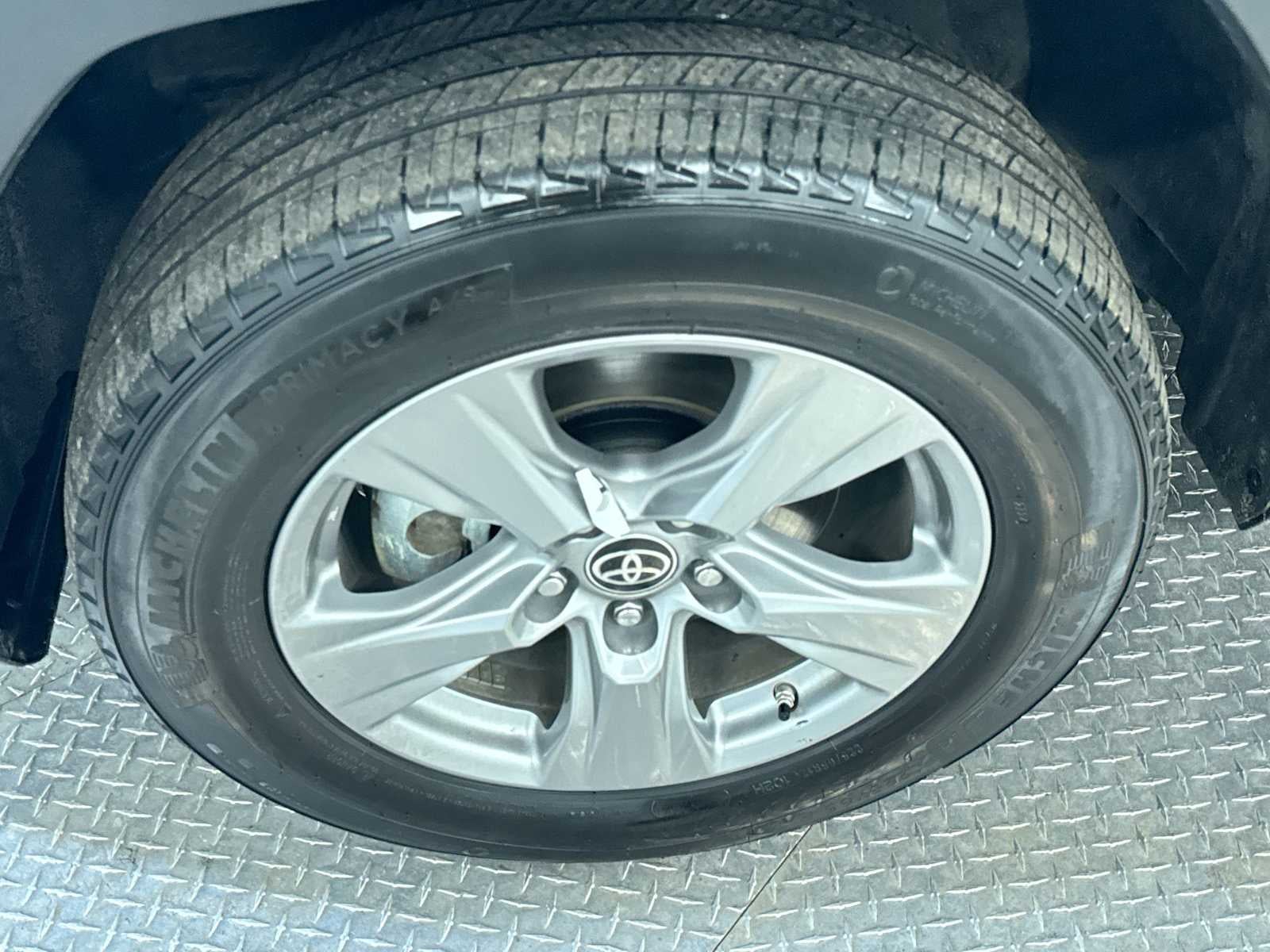 2024 Toyota RAV4 Hybrid LE