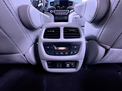 2019 Honda Pilot Touring 8-Passenger