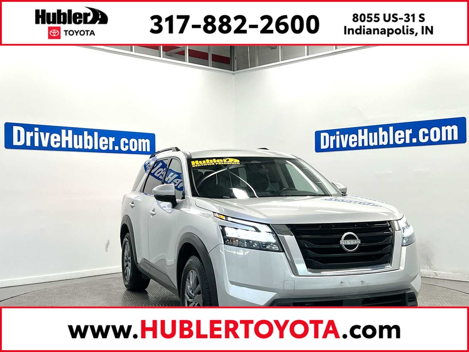 2025 Nissan Pathfinder SV