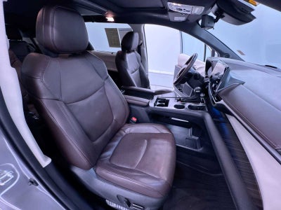 2023 Toyota Sienna Platinum
