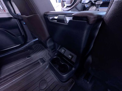 2023 Toyota Sienna Platinum